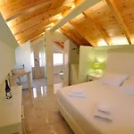Agios Gordios Hotel *