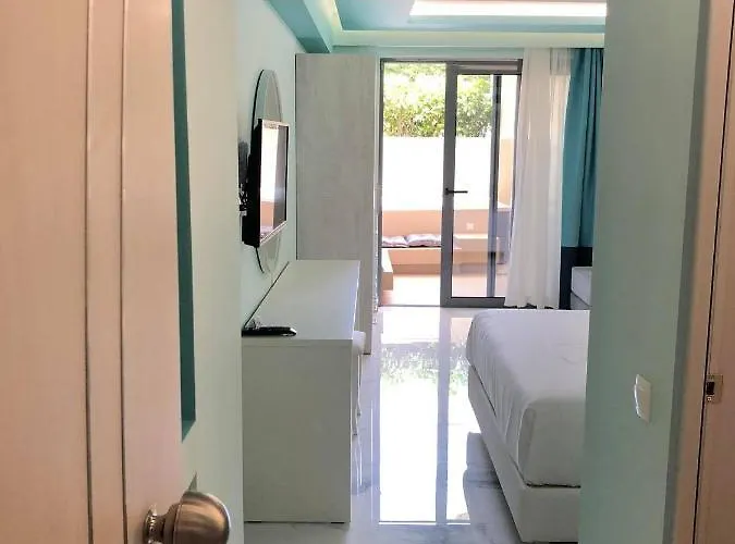 Agios Gordios Hotel