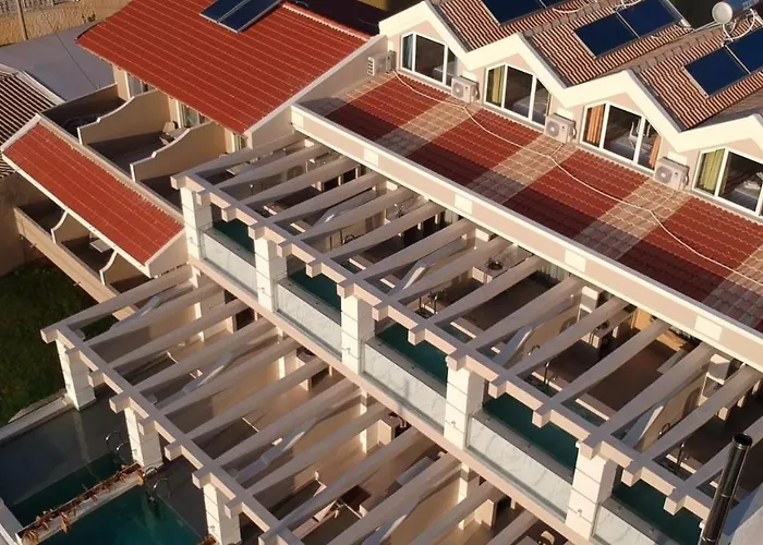 Agios Gordios Hotel *