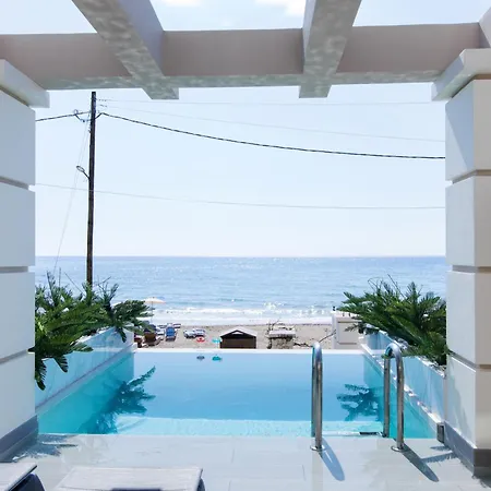 Agios Gordios Hotel *