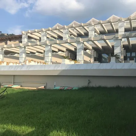 Agios Gordios Hotel
